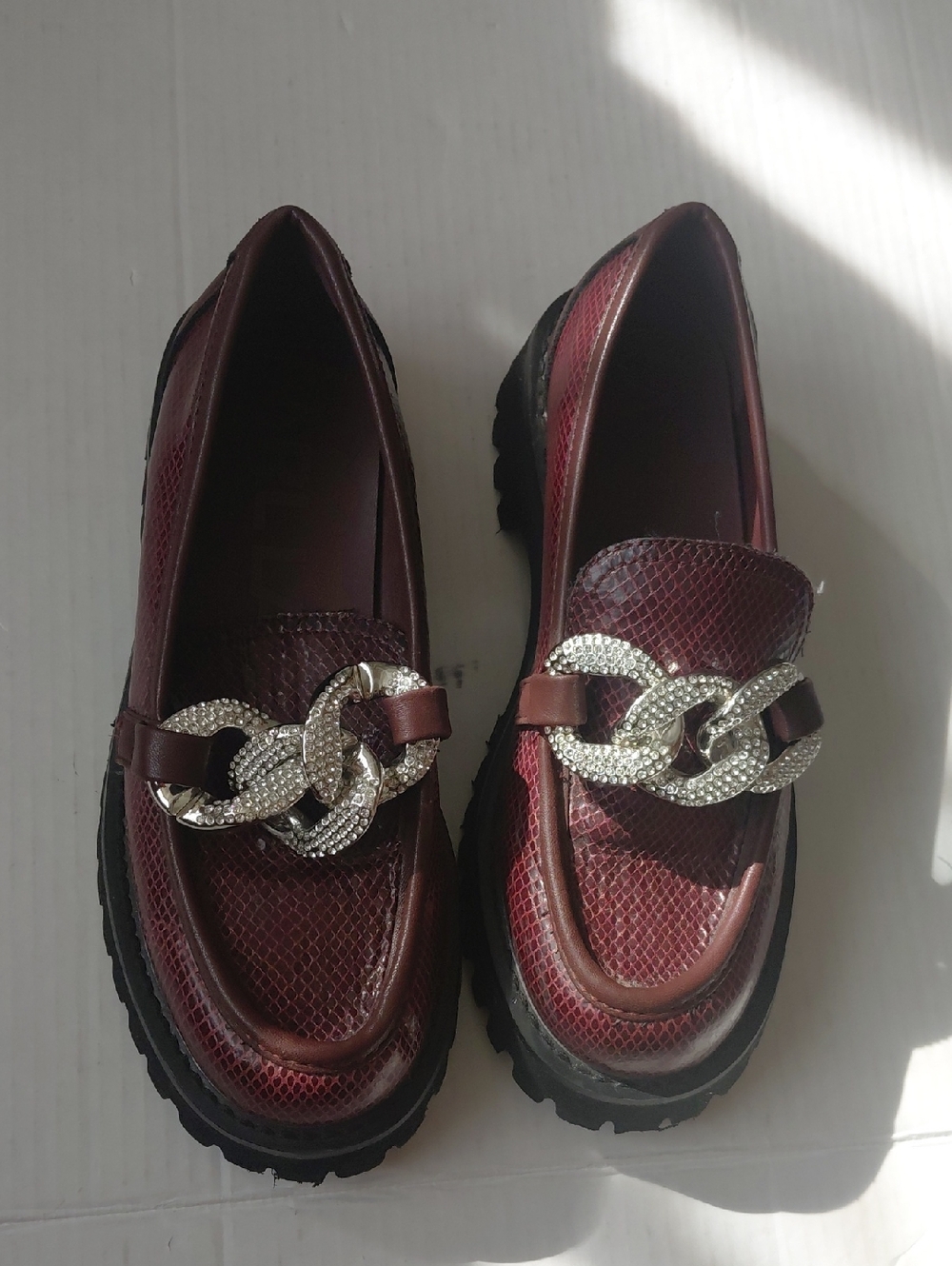 KARL LAGGERGRLD Women's Burgundy Silver  Chain-Embellished Chunky Loafers 9.5M